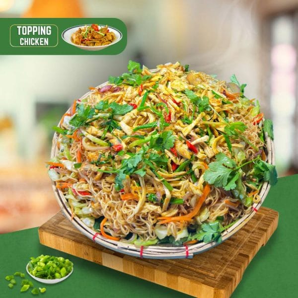 Bilao Stir-Fried Noodles with Chicken
