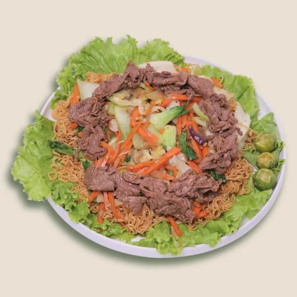 Bilao-Stir-Fried-Noodles-with-Beef-Mẹt-Mì-Xào-Bò-1
