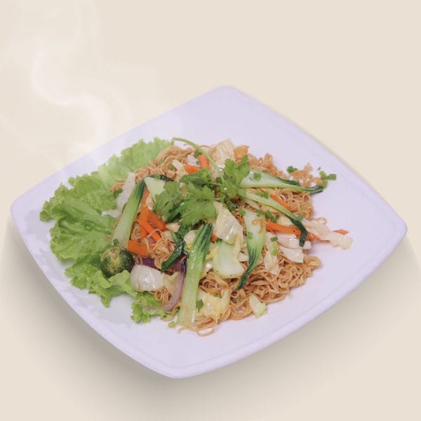 Vegetarian-Stir-Fried-Noodles-Mì-Xào-Chay